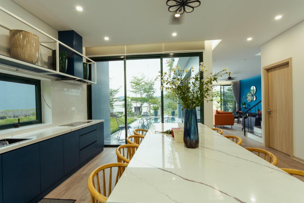 Flamingos Villa Happy Ngoc Quang Exterior photo