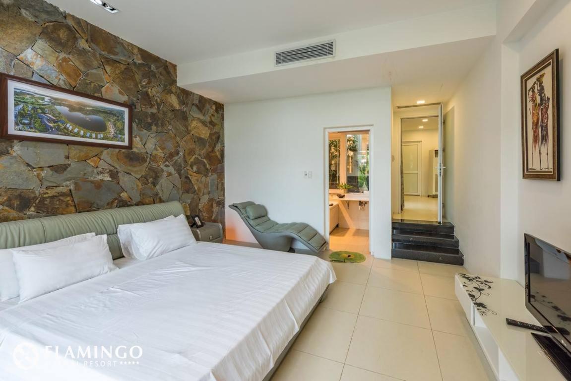 Flamingos Villa Happy Ngoc Quang Exterior photo