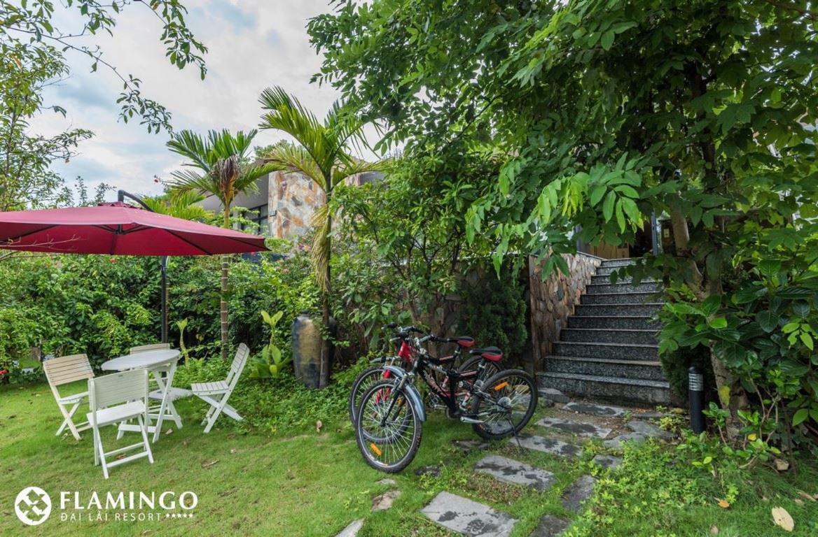 Flamingos Villa Happy Ngoc Quang Exterior photo