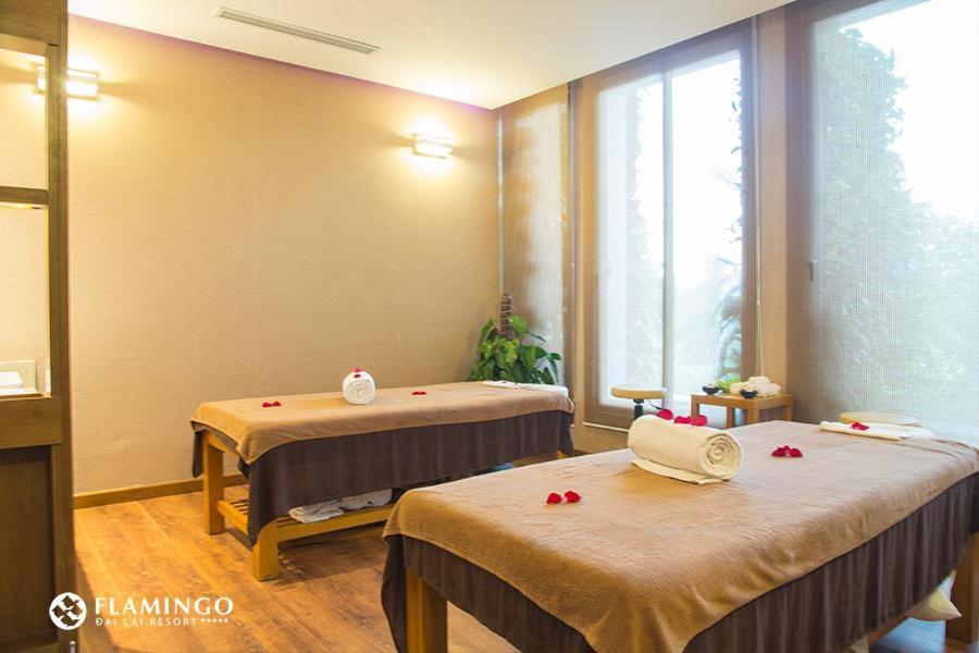 Flamingos Villa Happy Ngoc Quang Exterior photo